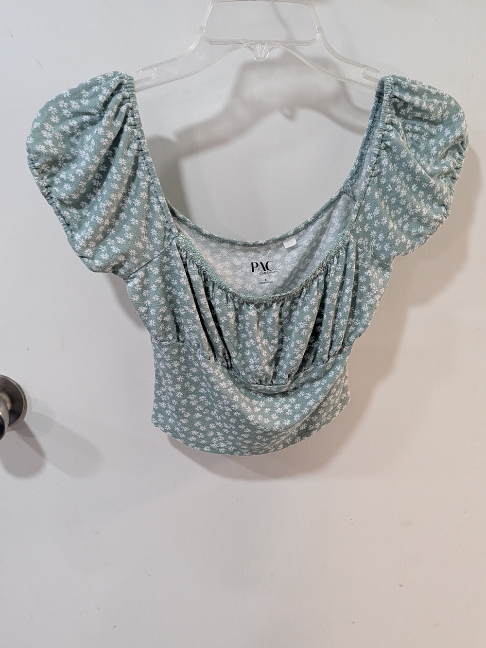 PacSun Sage Green Floral Puff-Sleeve Square Neck Top